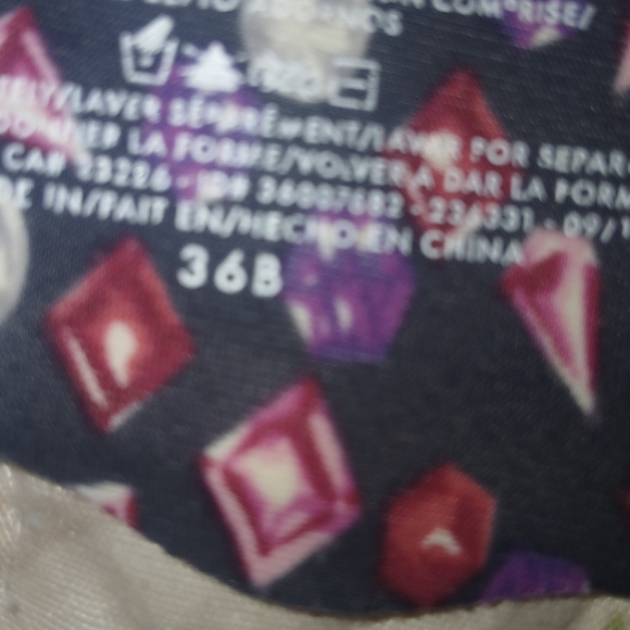 Victoria's Secret bra - Picture 4 of 7